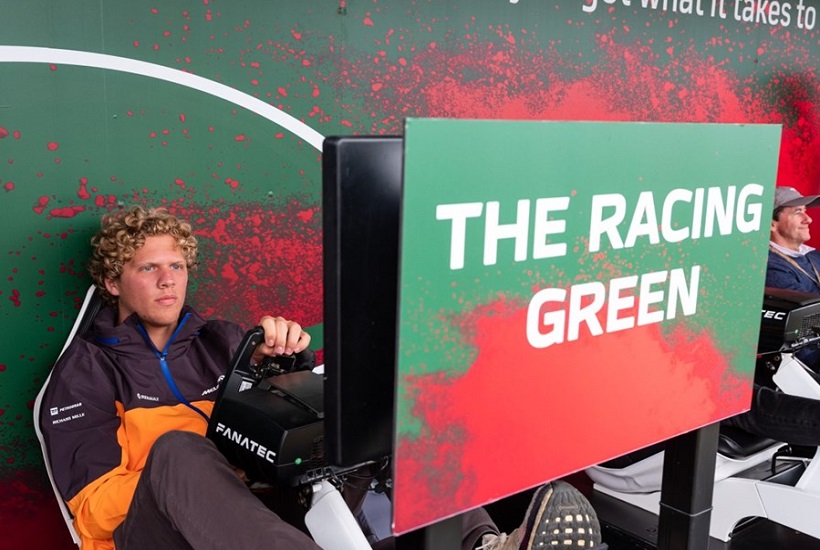Racing Green 8